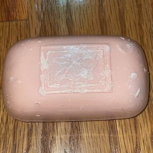 NEW Estée Lauder beautiful perfumed soap 4.0